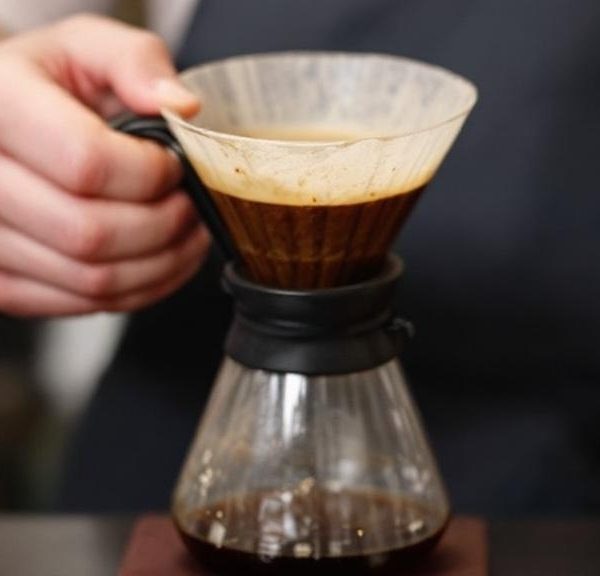 приготовление кофе в Кемексе